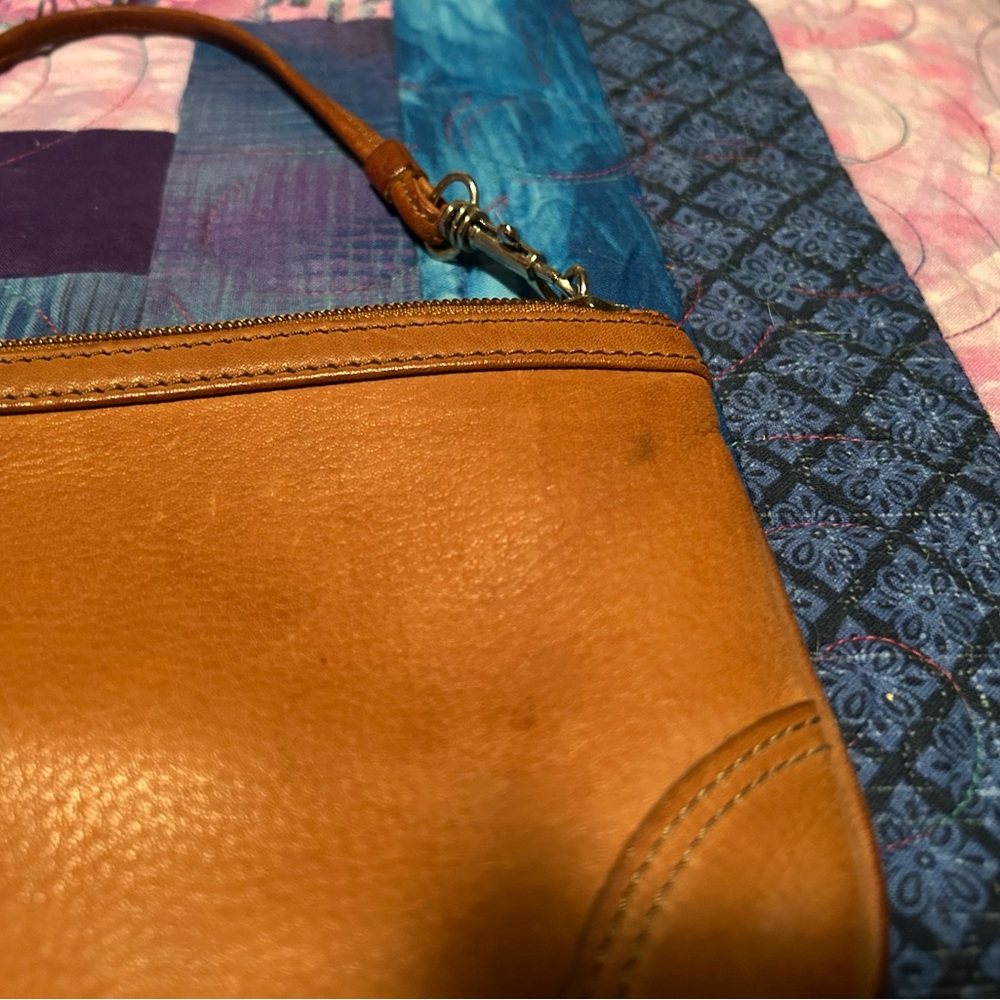 Fossil Brown Leather Wristlet - Picture 3 of 4